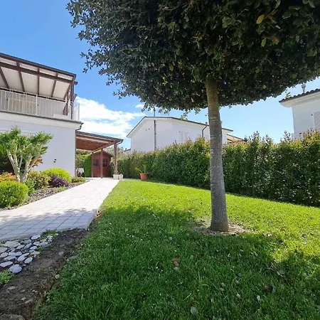 L02 Con Giardino E Posto Auto * Numana