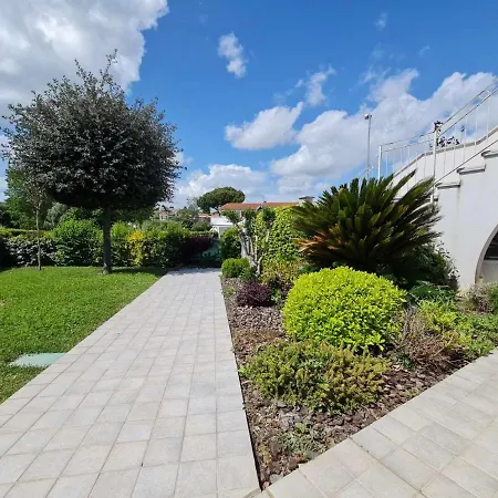 L02 Con Giardino E Posto Auto Apartamento *