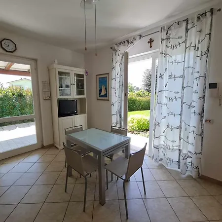 Apartment L02 Con Giardino E Posto Auto